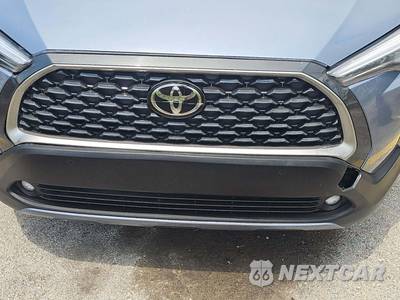 2022 Toyota Corolla Cross XLE - zdjęcie 23 z 28 - miniatura