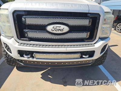 2015 Ford Super Duty F-250 Platinum Crew Cab Medium Bed - zdjęcie 31 z 38 - miniatura