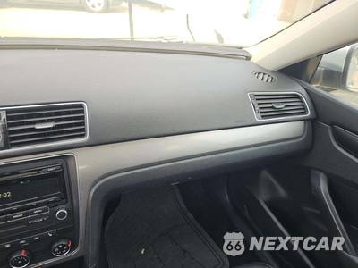 2014 Volkswagen Passat 1.8T S - zdjęcie 18 z 19 - miniatura