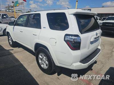 2014 Toyota 4Runner SR5 Premium - zdjęcie 2 z 25 - miniatura