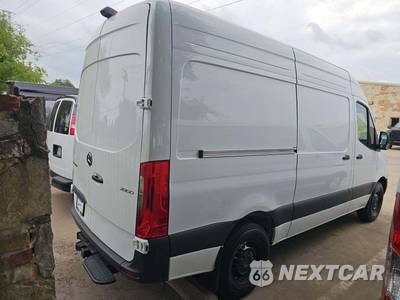 2025 Mercedes-Benz Sprinter 2500 Cargo Van Standard Roof 144.0" WB - zdjęcie 3 z 22 - miniatura