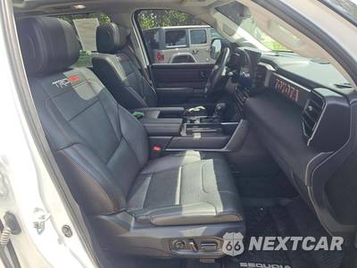 2023 Toyota Sequoia TRD Pro - zdjęcie 19 z 24 - miniatura