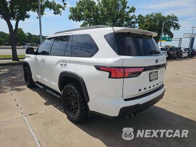 2023 Toyota Sequoia TRD Pro - zdjęcie 2 z 24 - miniatura