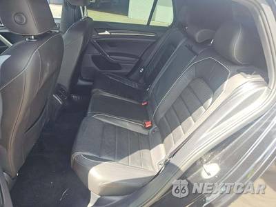 2019 Volkswagen Golf R Hatchback w/DCC & Navigation - zdjęcie 13 z 29 - miniatura
