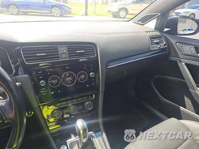 2019 Volkswagen Golf R Hatchback w/DCC & Navigation - zdjęcie 10 z 29 - miniatura