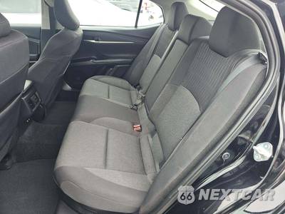 2025 Toyota Camry LE - zdjęcie 13 z 21 - miniatura