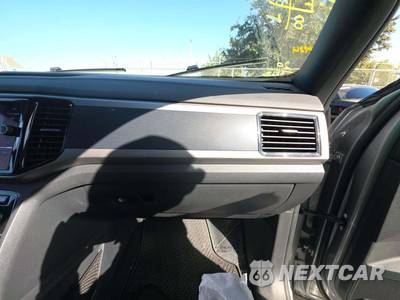 2020 Volkswagen Atlas Cross Sport V6 SEL - zdjęcie 16 z 22 - miniatura