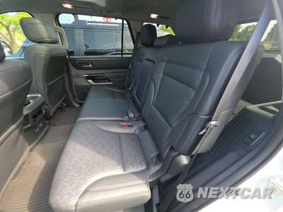 2024 Toyota Sequoia Limited - zdjęcie 13 z 21 - miniatura