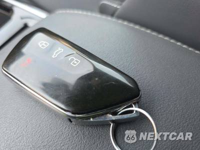 2023 Volkswagen ID.4 Pro S w/LG Battery - zdjęcie 8 z 21 - miniatura