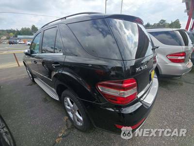 2010 Mercedes-Benz ML 350 - zdjęcie 2 z 24 - miniatura