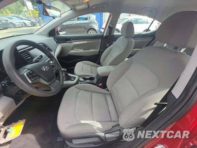 2018 Hyundai Elantra SEL Sedan - zdjęcie 6 z 28 - miniatura