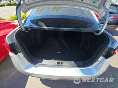 2020 Nissan Versa SV - zdjęcie 14 z 23 - miniatura
