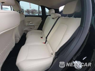 2023 Mercedes-Benz GLA 250 4MATIC - zdjęcie 13 z 22 - miniatura