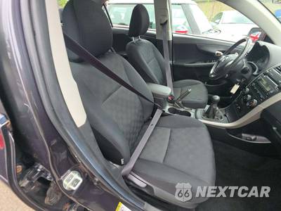 2009 Toyota Corolla S - zdjęcie 18 z 25 - miniatura