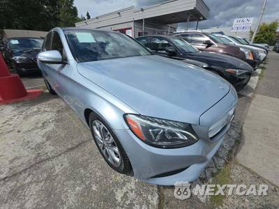 2015 Mercedes-Benz C 300 Sedan - zdjęcie 4 z 24 - miniatura