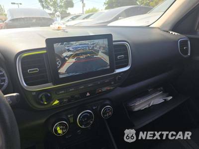 2020 Hyundai Venue SEL - zdjęcie 10 z 26 - miniatura