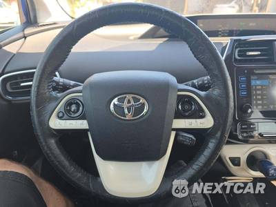 2017 Toyota Prius Three Touring - zdjęcie 19 z 25 - miniatura