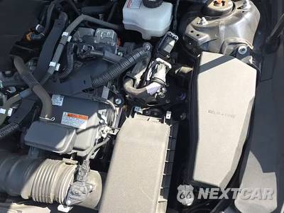 2020 Toyota Camry Hybrid LE - zdjęcie 25 z 27 - miniatura