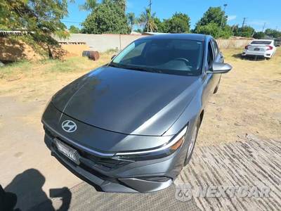 2025 Hyundai Elantra SE - zdjęcie 1 z 16 - miniatura