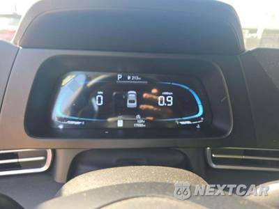 2025 Hyundai Elantra SE - zdjęcie 6 z 16 - miniatura