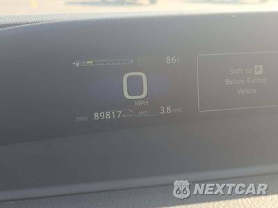 2021 Toyota Prius Prime LE - zdjęcie 9 z 26 - miniatura