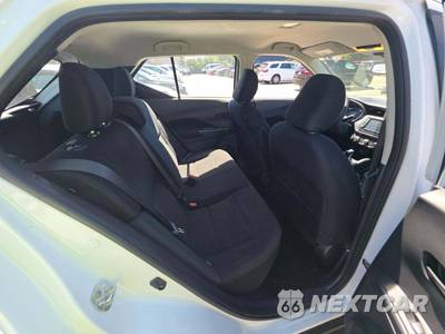 2024 Nissan Kicks S - zdjęcie 16 z 25 - miniatura