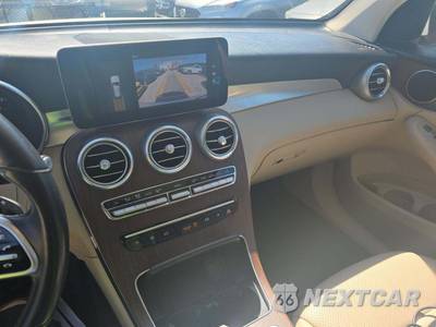 2022 Mercedes-Benz GLC 300 - zdjęcie 7 z 19 - miniatura