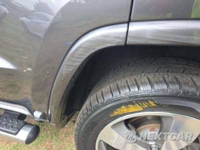 2015 Jeep Grand Cherokee Overland - zdjęcie 19 z 28 - miniatura
