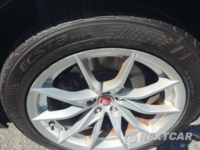 2019 Jaguar F-TYPE P300 Coupe - zdjęcie 16 z 17 - miniatura
