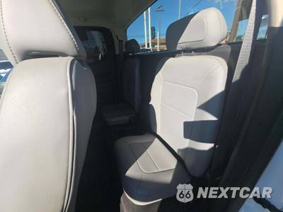 2022 Chevrolet Colorado WT Extended Cab Long Bed 2WT w/Rear Doors - zdjęcie 13 z 28 - miniatura