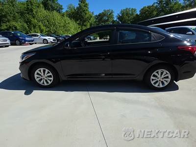 2022 Hyundai Accent SE - zdjęcie 3 z 33 - miniatura