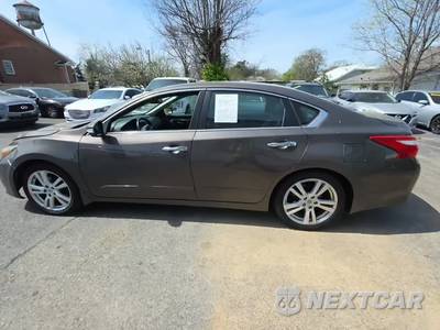 2017 Nissan Altima 3.5 SL - zdjęcie 3 z 25 - miniatura