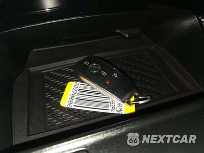 2023 Mercedes-Benz CLA 250 4MATIC - zdjęcie 8 z 24 - miniatura
