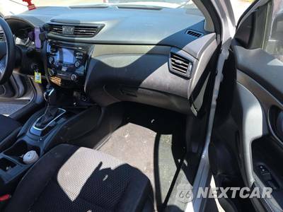 2018 Nissan Rogue Sport S - zdjęcie 19 z 32 - miniatura