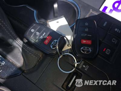 2024 Toyota Highlander XLE - zdjęcie 8 z 29 - miniatura