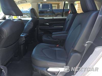 2024 Toyota Grand Highlander Hybrid XLE - zdjęcie 10 z 25 - miniatura