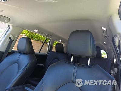 2024 Toyota Grand Highlander Hybrid XLE - zdjęcie 8 z 25 - miniatura