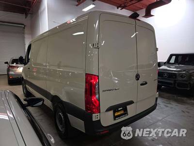 2026 Mercedes-Benz Sprinter 2500 Cargo Van Standard Roof 144.0" WB - zdjęcie 2 z 24 - miniatura