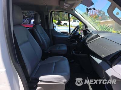2015 Ford Transit 150 Passenger Wagon XL w/RH Sliding Door Low Roof 130.0" WB - zdjęcie 19 z 30 - miniatura