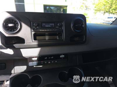 2021 Mercedes-Benz Sprinter 2500 Cargo Van Standard Roof 144.0" WB - zdjęcie 10 z 26 - miniatura