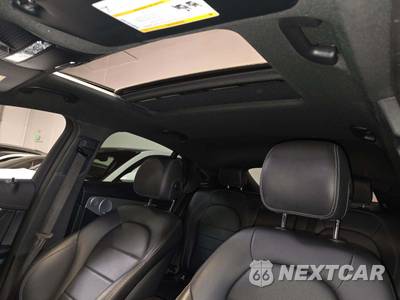 2020 Mercedes-Benz GLC 300 4MATIC - zdjęcie 11 z 24 - miniatura