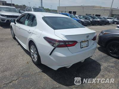 2024 Toyota Camry SE - zdjęcie 2 z 31 - miniatura