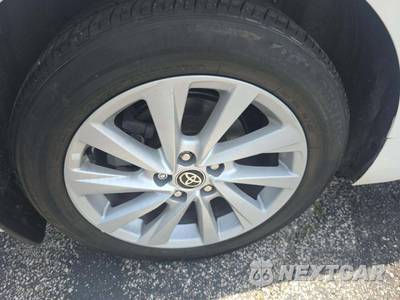 2024 Toyota Camry SE - zdjęcie 26 z 31 - miniatura