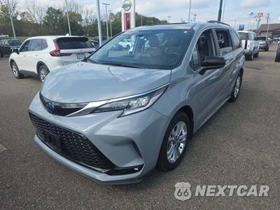 2023 Toyota Sienna XSE 7-Passenger 120.5" WB