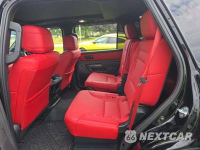2025 Toyota Sequoia TRD Pro - zdjęcie 13 z 26 - miniatura