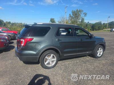 2016 Ford Explorer XLT - zdjęcie 4 z 33 - miniatura
