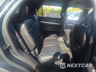 2016 Ford Explorer XLT - zdjęcie 17 z 33 - miniatura