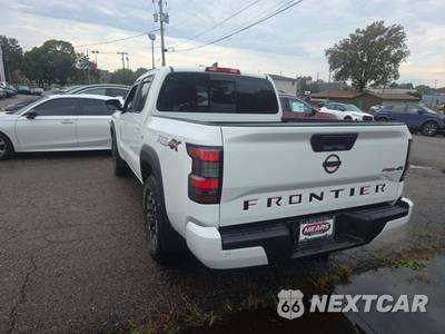 2023 Nissan Frontier PRO-4X Crew Cab Medium Bed - zdjęcie 2 z 22 - miniatura