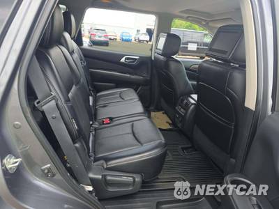 2019 Nissan Pathfinder Platinum - zdjęcie 17 z 33 - miniatura