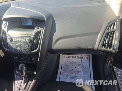 2018 Ford Focus SE Sedan - zdjęcie 19 z 39 - miniatura